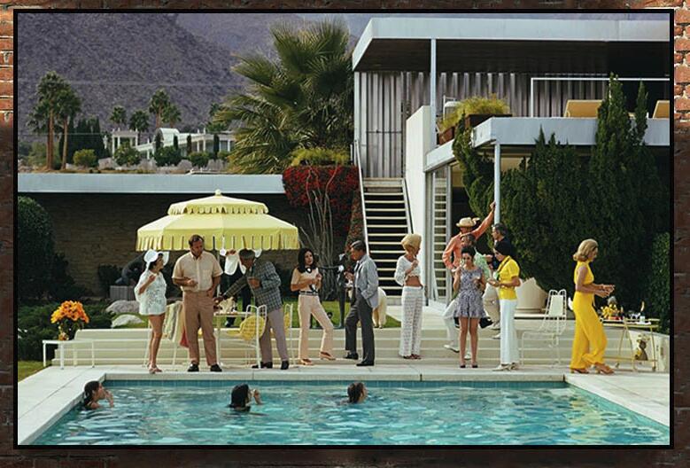 Retro Poolside Host Luxury Lif - Luxury Lifestyle Pictures ulasan dan harga