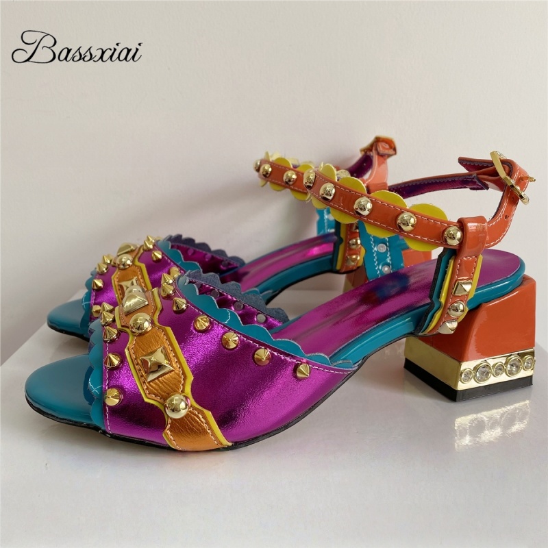 Luxury Rivet T-Strap Sandals W - Luxury Lifestyle Shoes ulasan dan harga
