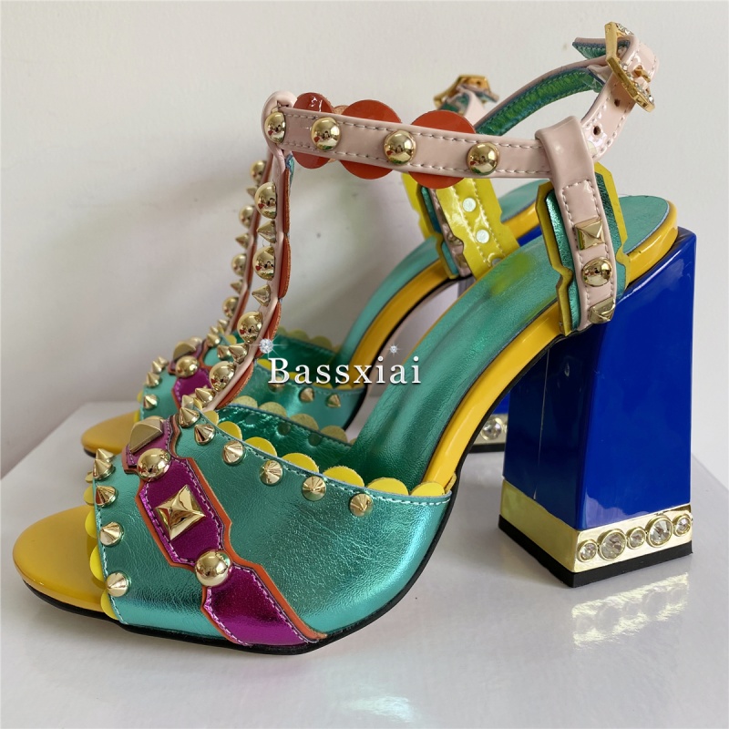 Luxury Rivet T-Strap Sandals W - Luxury Lifestyle Shoes ulasan dan harga